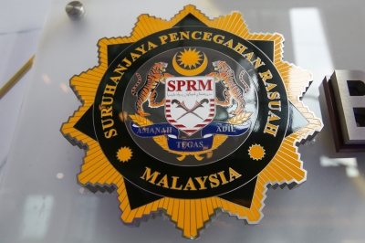 MACC busts two Kedah enforcement officers for bribery