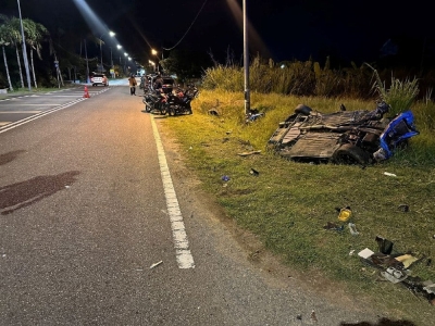 Perlis cops: Retired soldier killed, son critically injured in Padang Besar car-motorcycle crash