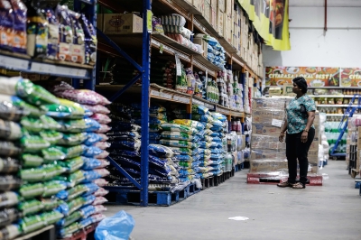 Mydin boss suggests millers hoarding local rice, fuelling shortage