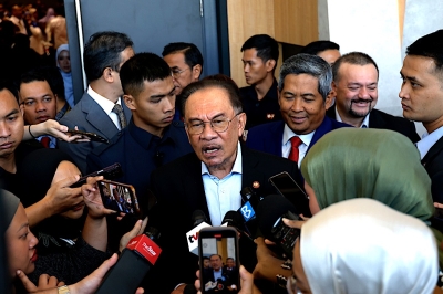 PM Anwar responds to opposition MPs’ allocation criticism, stresses need for discussions