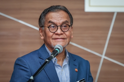 Dzulkefly assures private GPs of moratorium on medication price display rule until May 1