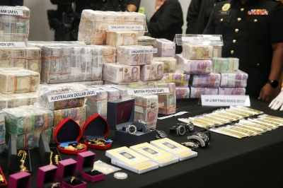 Ismail Sabri says will cooperate in MACC probe over RM177m loot haul (VIDEO)