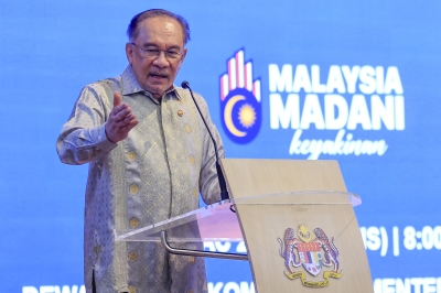 PM Anwar wants faster implementation of rural infrastructure projects