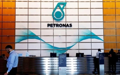 Petronas authority over oil and gas beyond question, says former Treasury official